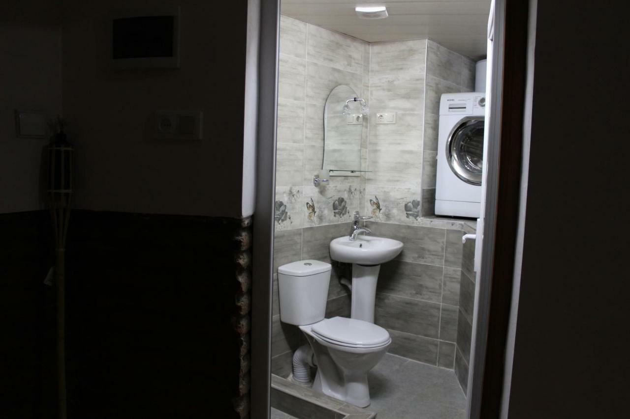 Apartamento Lui Lui Tiflis Exterior foto