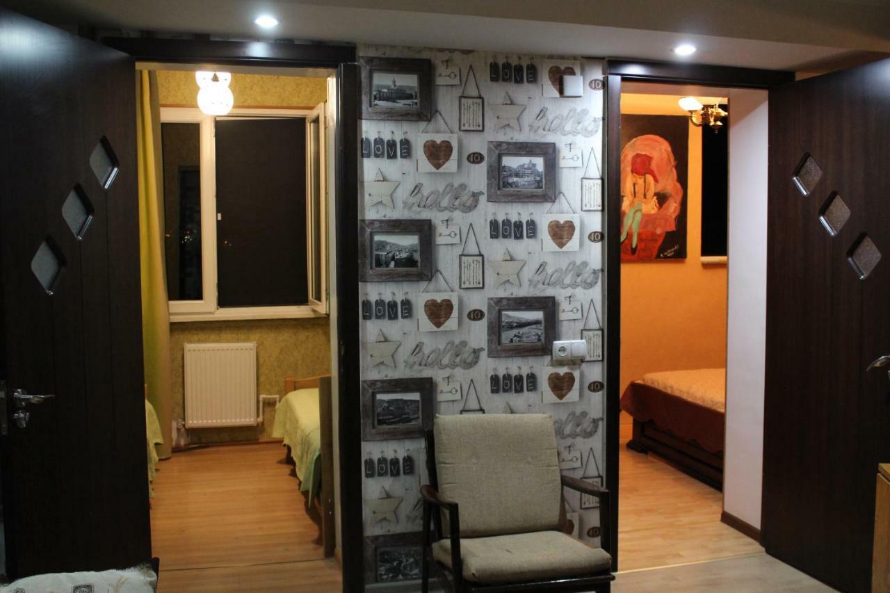 Apartamento Lui Lui Tiflis Exterior foto