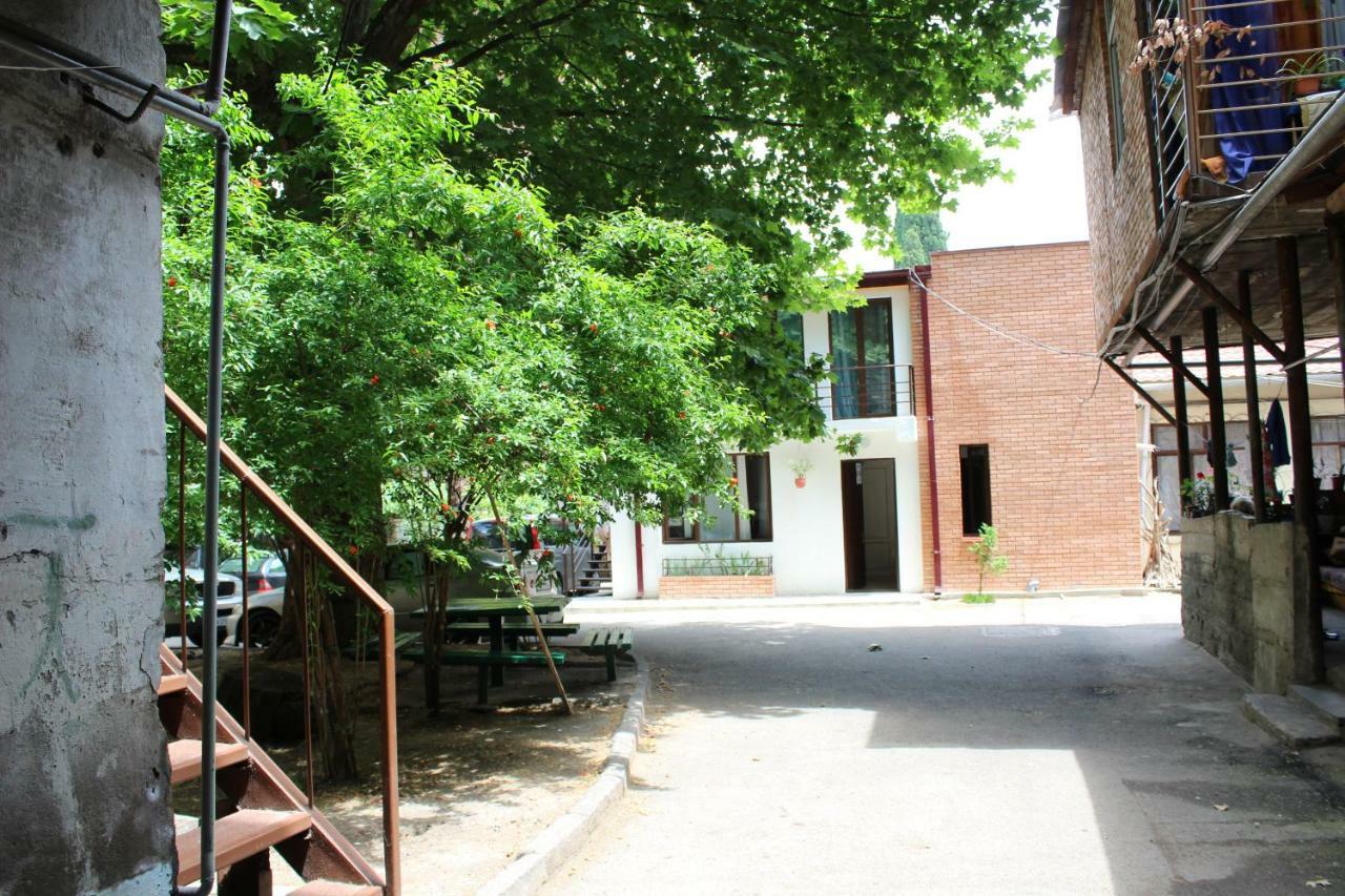 Apartamento Lui Lui Tiflis Exterior foto