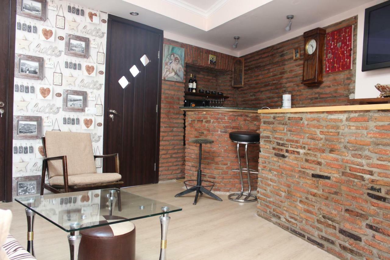 Apartamento Lui Lui Tiflis Exterior foto